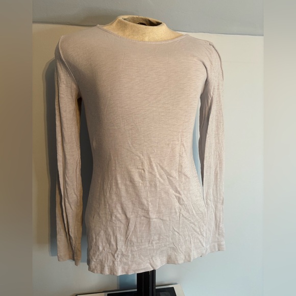 J.Crew Long Sleeve Tshirt - Heathered Off-white size Medium - Picture 1 of 4
